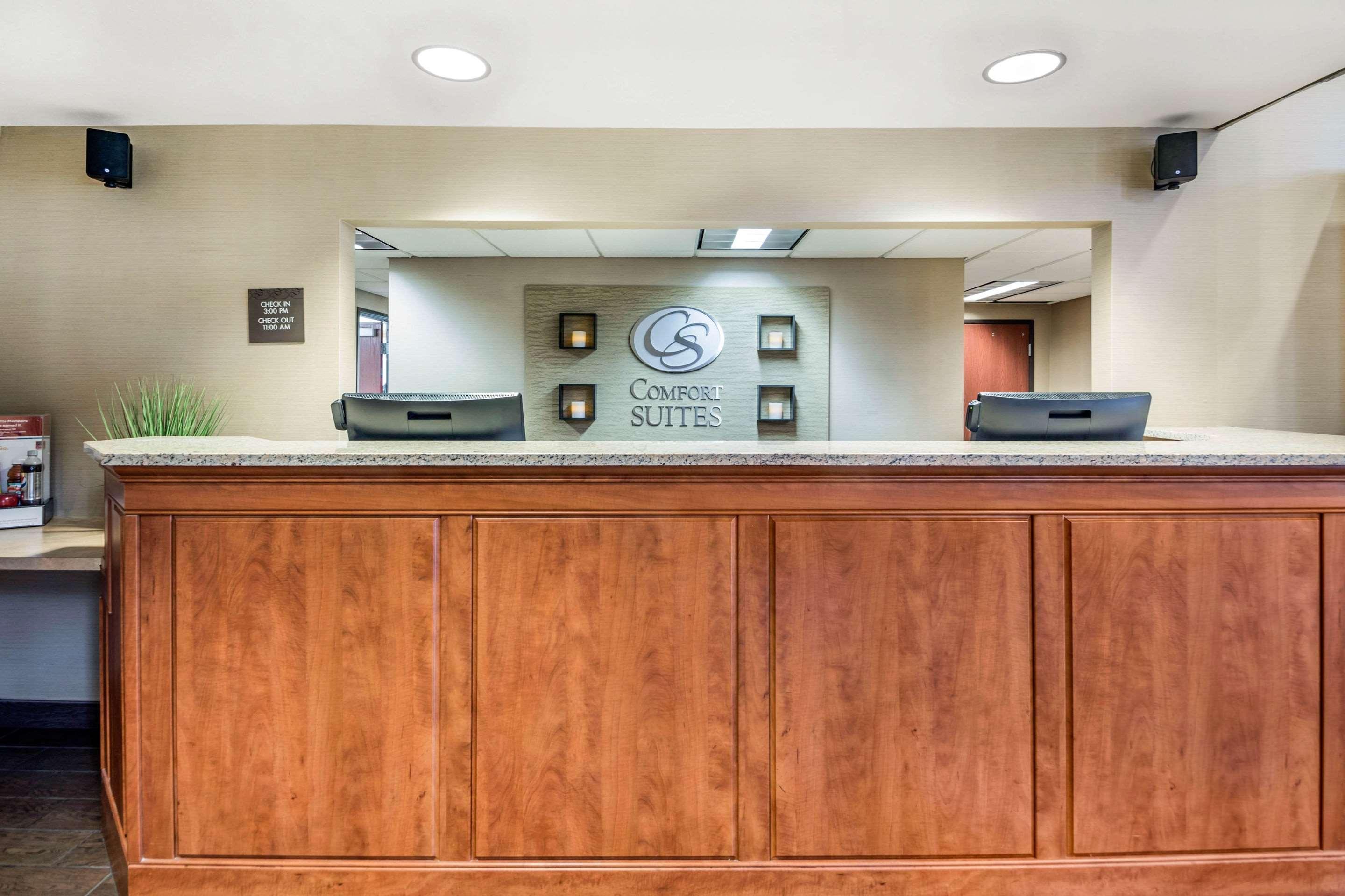 Comfort Suites At Par 4 Resort Waupaca Exterior photo
